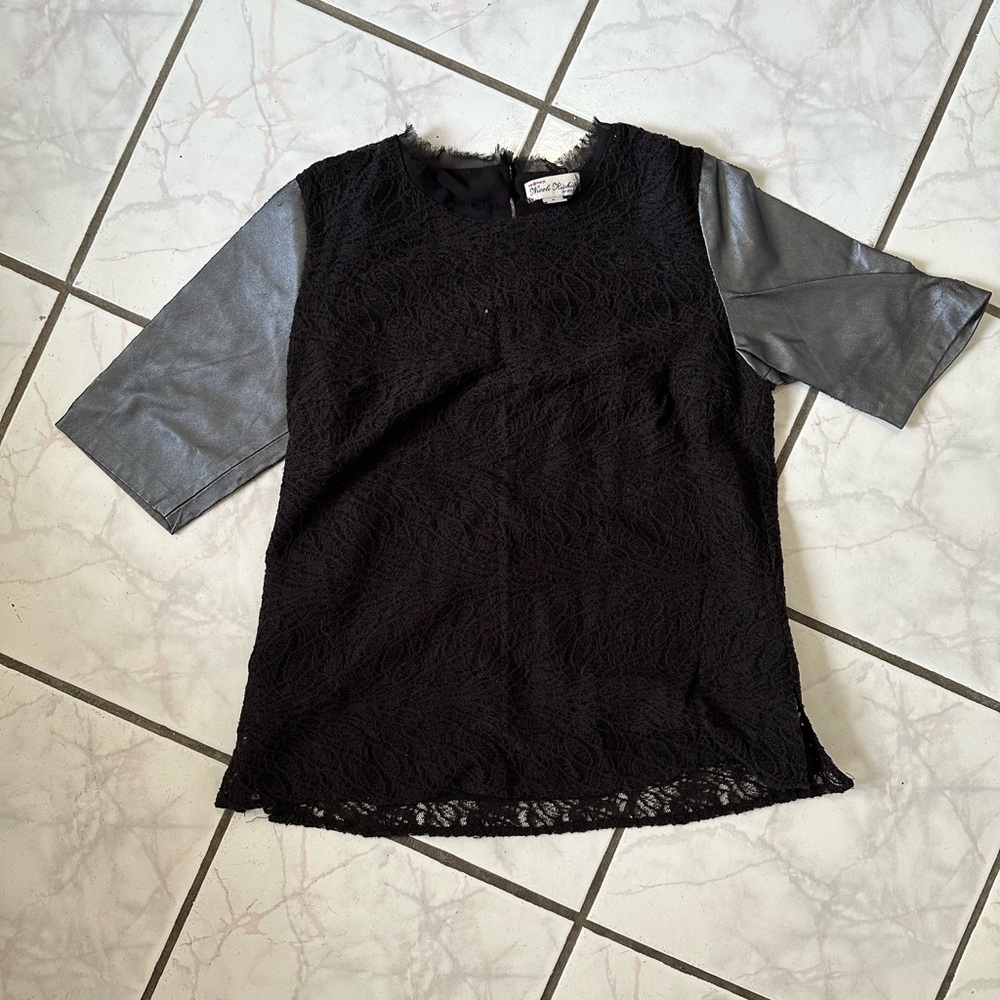 Nicole Richie leather top